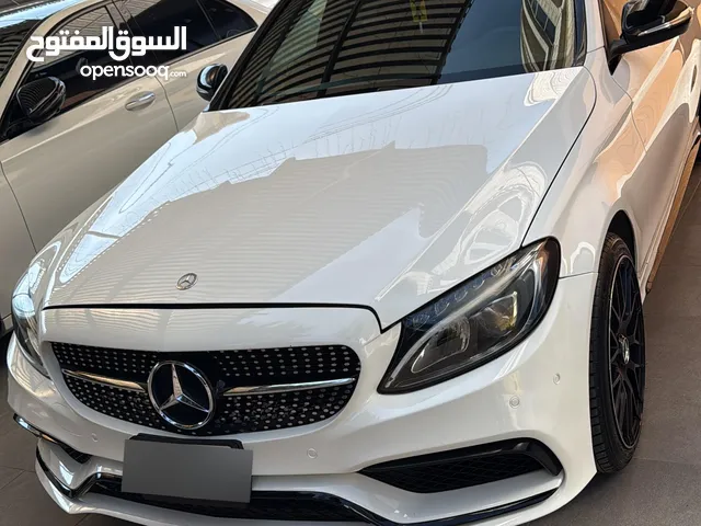 سيارة مرسيدس c200