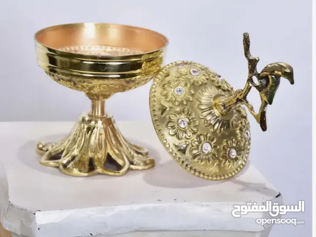 قندان نحاسي يدوي فاخر – مزيج من الفن والأصالة El yapımı lüks pirinç şekerlik – Sanat ve geleneğin b