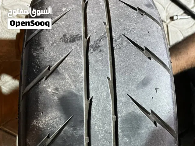 للبيع اطارات سمي سلك