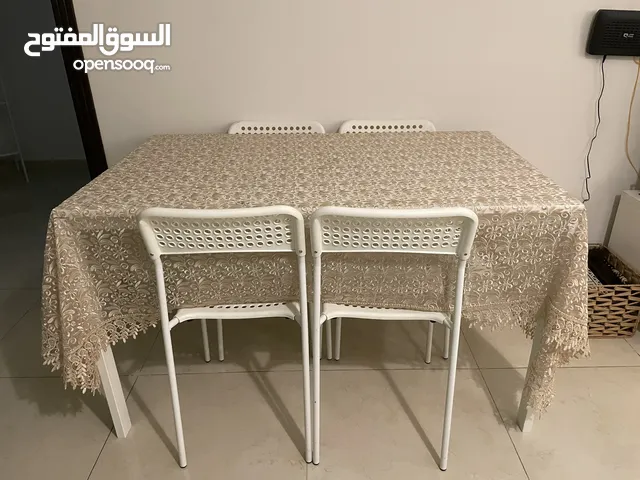 طاولة سفرة طعام مع 4 كراسي