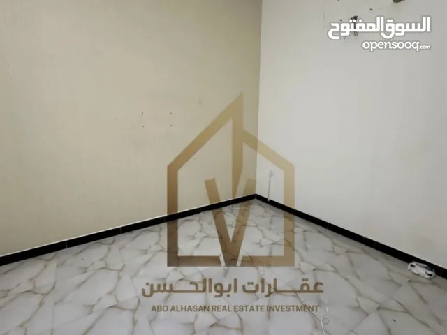 100 m2 2 Bedrooms Townhouse for Rent in Basra Other