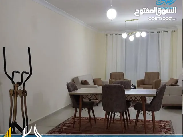شقه مميزه جدا باطلالات جميله عين مصباح شارع الكرمل
