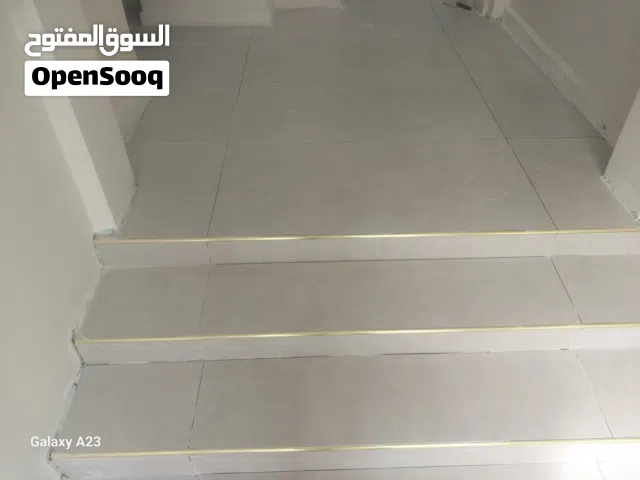 معلم بلاط محترف لجميع أعمال السيراميك والرخام بمكة
