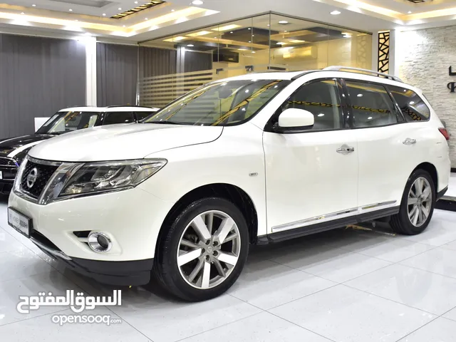Nissan Pathfinder SV 4WD ( 2015 Model ) in White Color GCC Specs