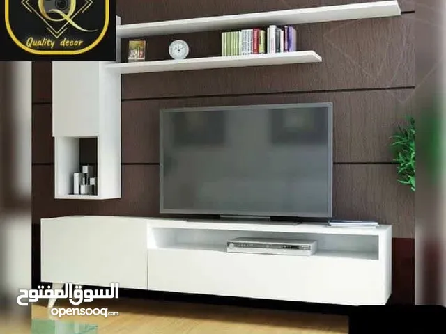 نجار وحرفيه