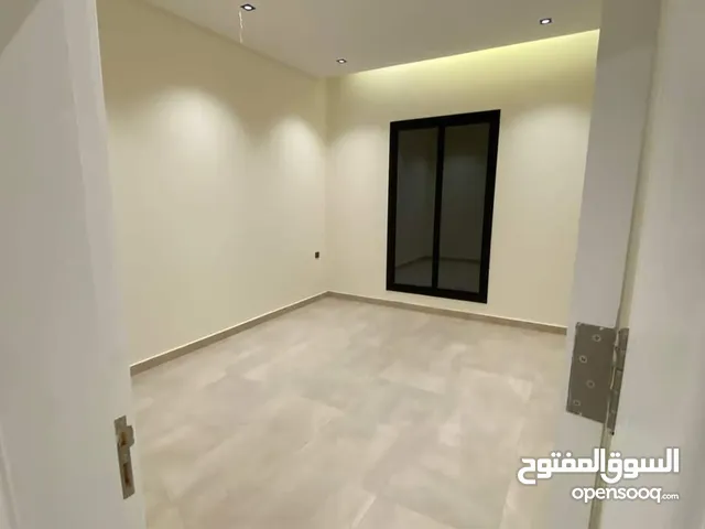 160 m2 3 Bedrooms Apartments for Rent in Jeddah Al Hamadaniyah