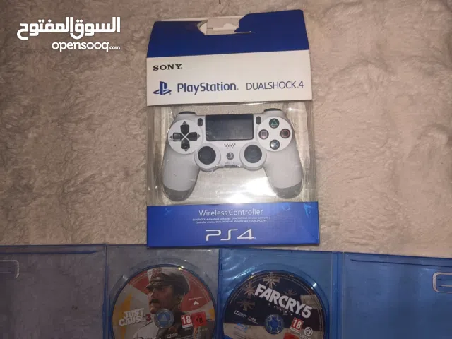 يد بلستيشن فور مستعملة قاعدة بالباكو ومعاها دسكتين .................................................