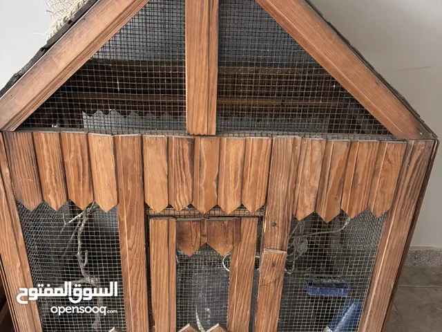 قفص خشب كبير
