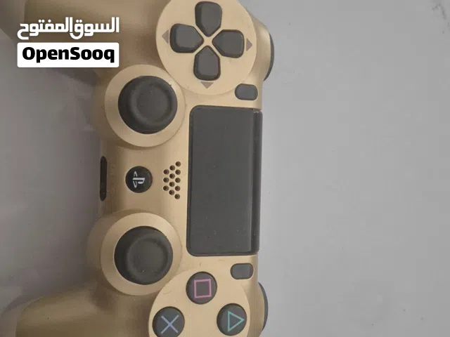جهاز ps4 ذهبي