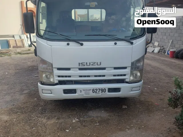 Used Isuzu Other in Sharjah