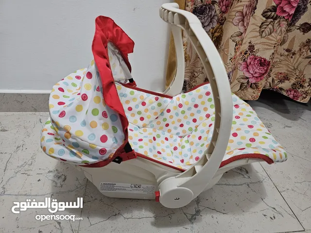 BABY CARRY COT FREE