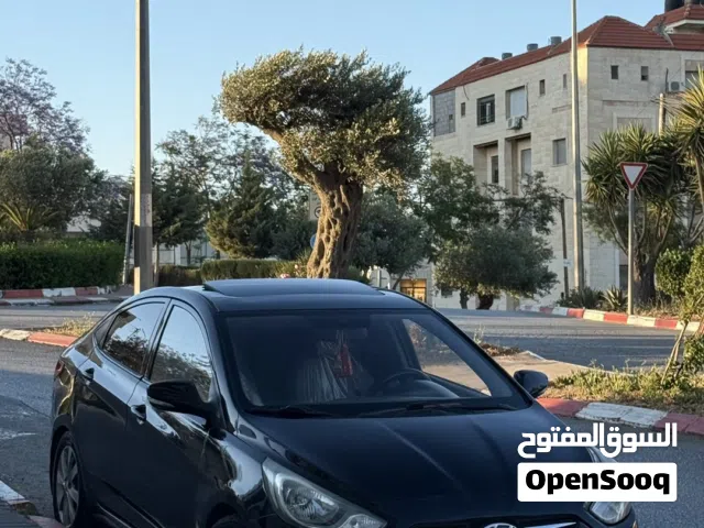 2014 هيونداي اكسنت GL