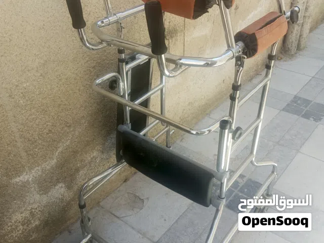مستلزمات عناية بكبار السن