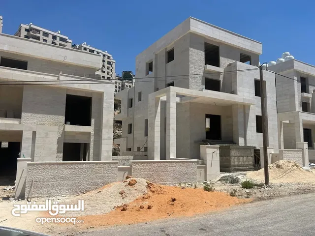فلل للبيع في رام الله مشطب او عظم