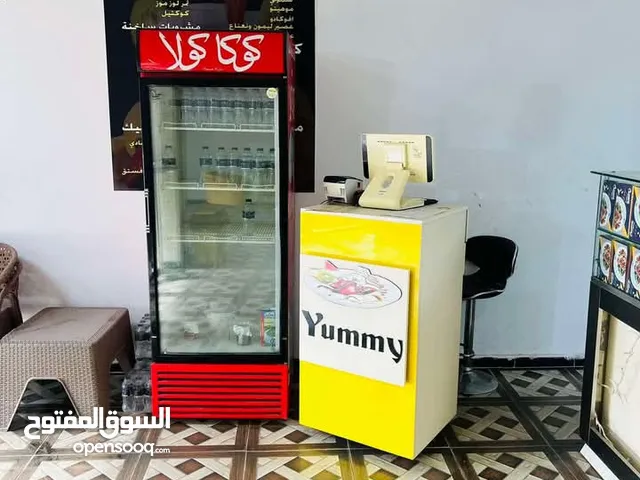 مقهى متكامل للبيع – معدات نظيفة وجاهزة للتشغيل