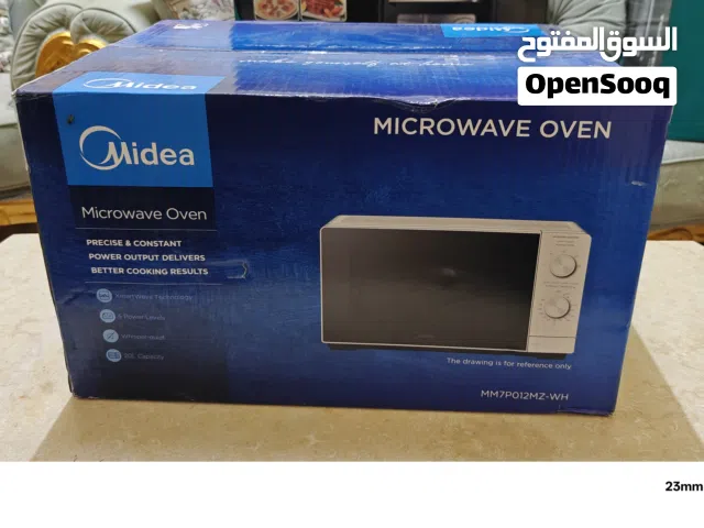 New Midea Microwave in Alain