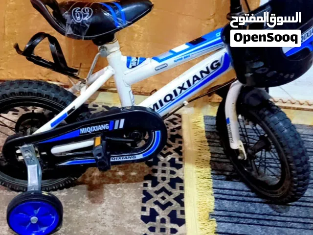 السلام عليكم بايسكل اطفال نظيف كلش مثل ما بين بل تصوير سعره 35الف