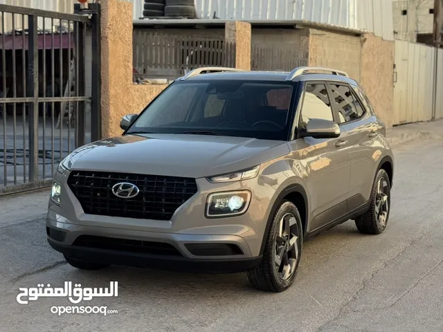 للبيع او للبدل والدفع فقط كاااااش وسعررر مغري ع الكااااش فينو 2020 V-line فللل الفلل عدا الفتحة