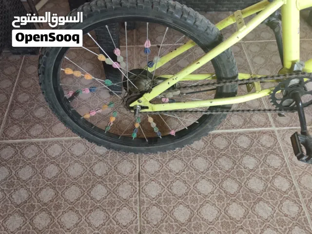 بسكليت نمرة 20 بسكليت نمرة 20 استعمال شيخ 4 جيد فحص كامل وارد الوكالة مالك اول واستعمال شيخ للبيع او