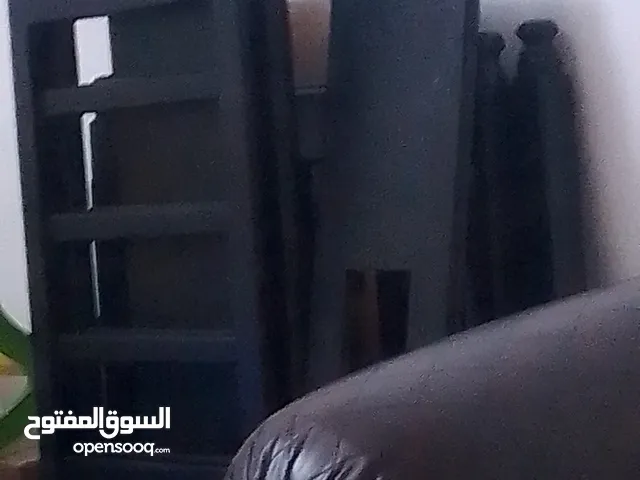 تخت بيبي خشب زان مستعمل مره وحده فقط