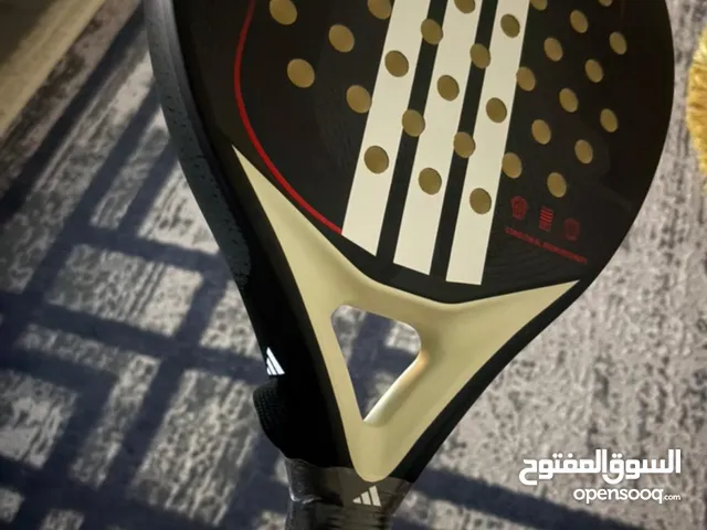 مضرب بادل اديدس للبيع جديد