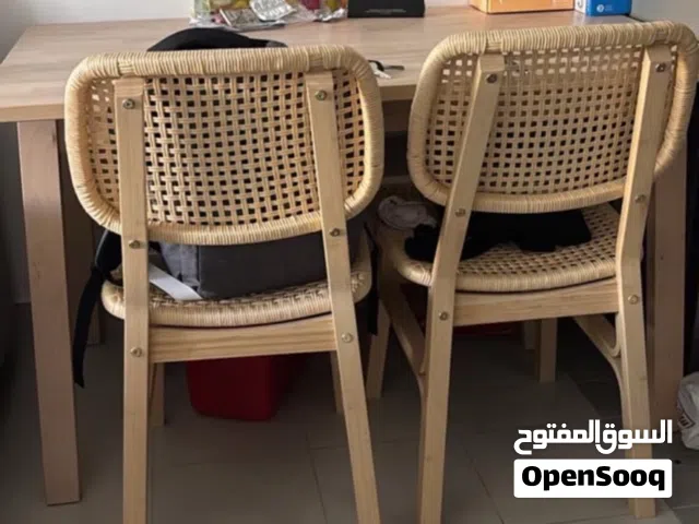 Dinning table 4 seaters from ikea excellent condition