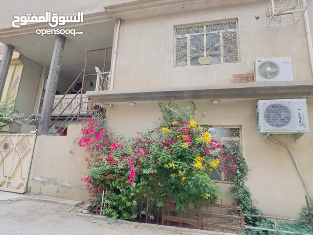 150 m2 More than 6 bedrooms Townhouse for Sale in Karbala Al-Hussein