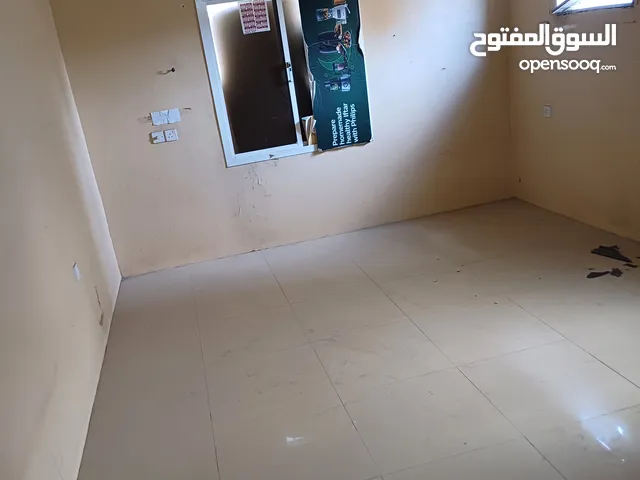 Room for rent with bathroom no bill electric water Bd 100