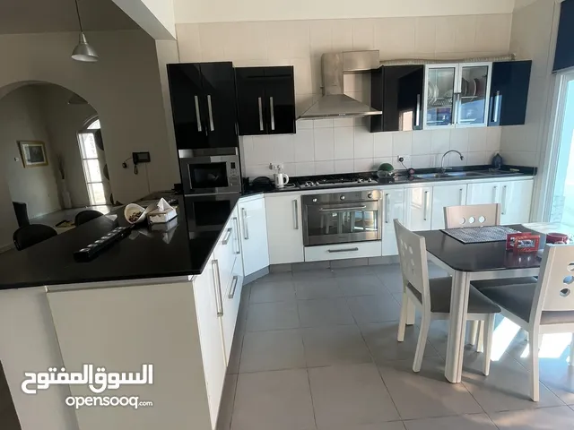 226 m2 3 Bedrooms Villa for Sale in Al Batinah Al Rumais