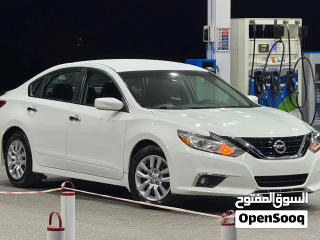 Used Nissan Altima in Al Batinah