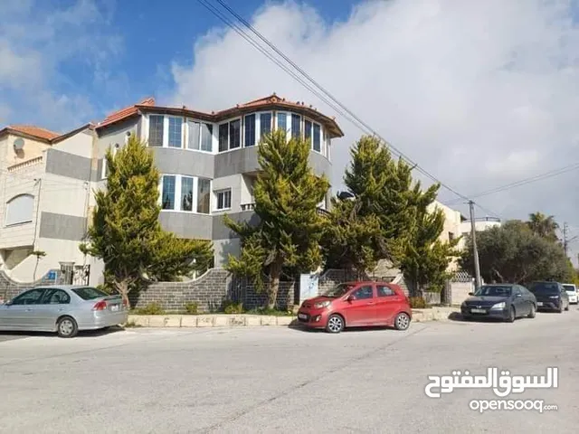 210m2 More than 6 bedrooms Villa for Sale in Amman Marj El Hamam