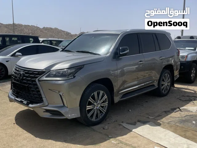 2017 لكزس LX LX 570