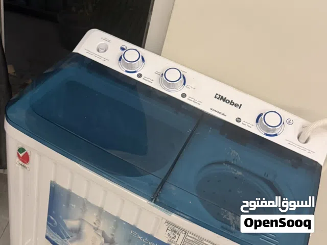 غسالة مستعملة شبه جديدة