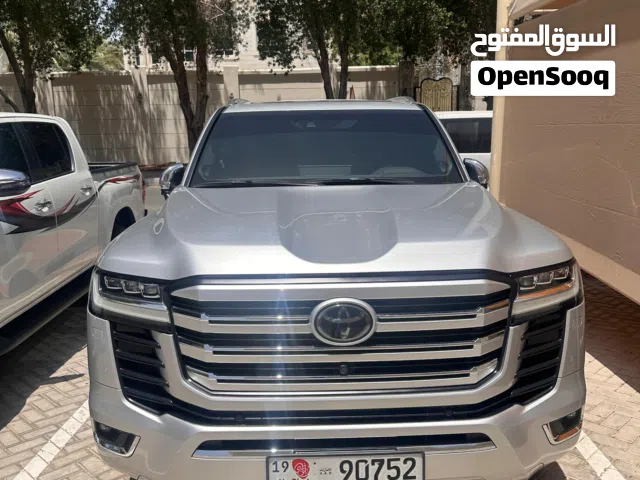 2022 Toyota Land Cruiser VXR