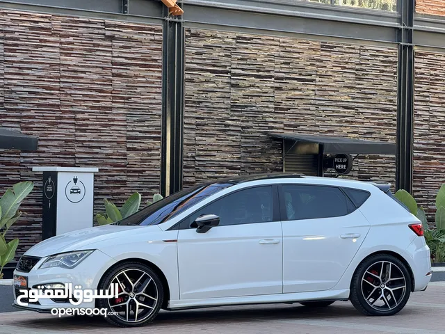 Seat Leon FR 2021 إضافات كاملة و عداد قليل بسعر آلعرض