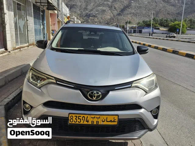 TOYOTA RAV 4 XLE 2018