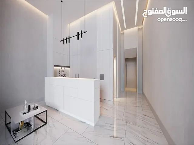 للبيع غرفة وصالة بإمارة الشارقة مجمع سكنى متكامل الخدمات.خطه دفع سهله ومرنه.
