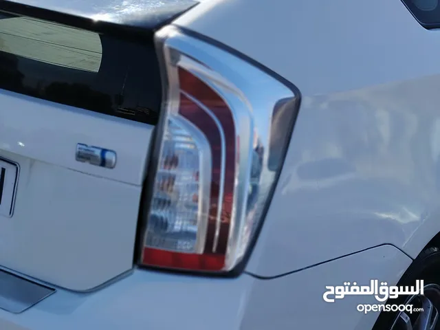 Used Toyota Prius in Zarqa