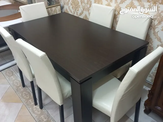 Furniture item good condition if you need call WhatsApp 55 66 98 46