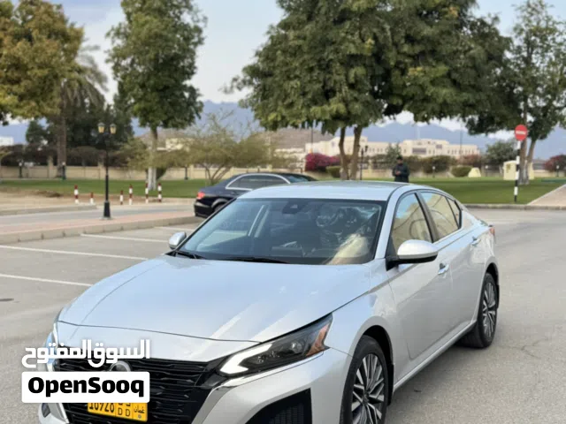 نيسان التيما 2023