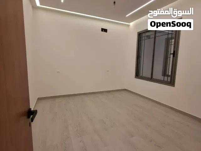 530 m2 More than 6 bedrooms Villa for Sale in Tripoli Ain Zara