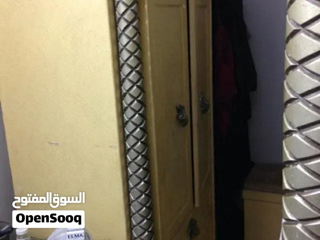 للبيع غرف نوم نظافة  80% تصميم مصري ملكي خشب اصلي