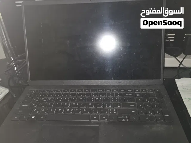 لدي لاب توب نوعها ديل للبيع نظيف اللون الاسود حاله ممتاز