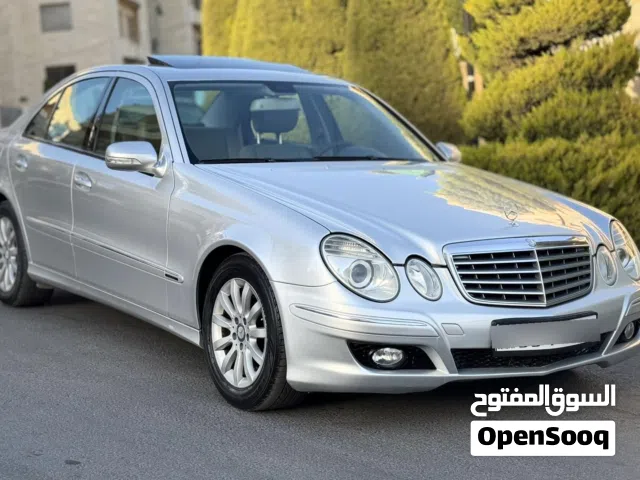 2008 مرسيدس بنز الفئة-E E 200