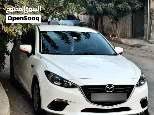 2015 مازدا 3 Standard