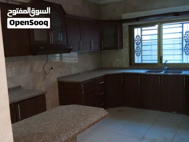 شقه للبيع في ضاحيه الرشيد من المالك