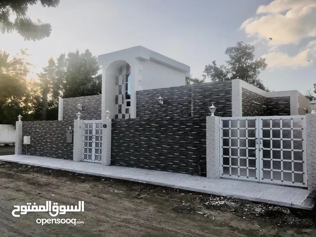 3100 ft 4 Bedrooms Villa for Rent in Sharjah Other