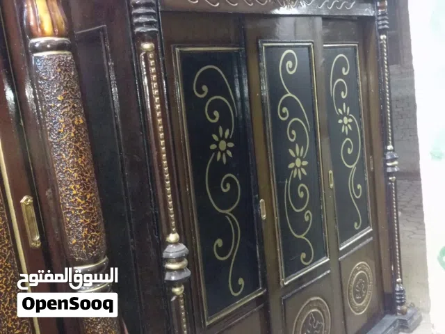 دولاب 3 ضلفه استخدام شهور بسعر مغرى جدا بدون عيوب