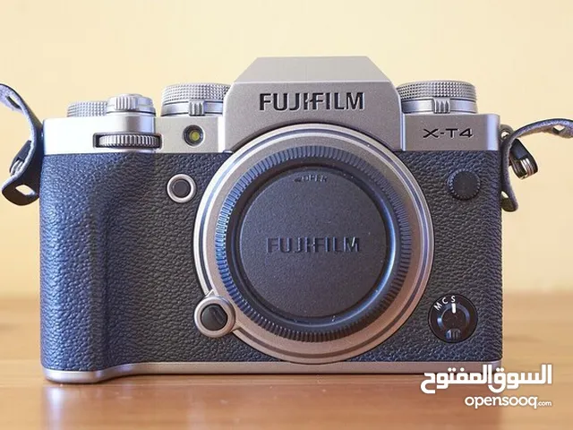 Fujifilm X-T4 Silver with 2 lenses for SALE