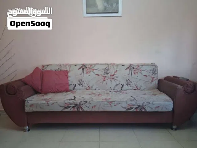 طقم كنب للبيع  السعر قابل للتفاوض